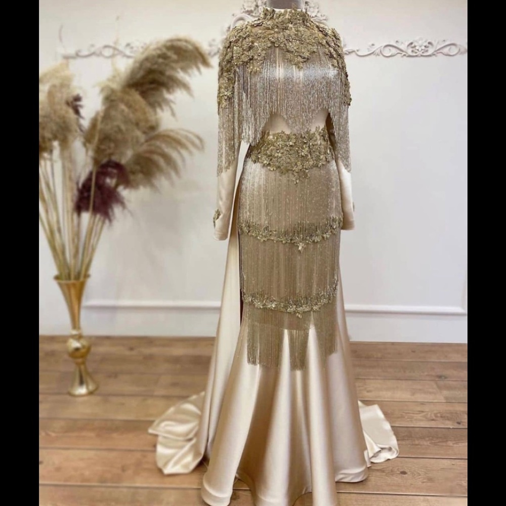 Women Beautiful Evening Dress Size 0